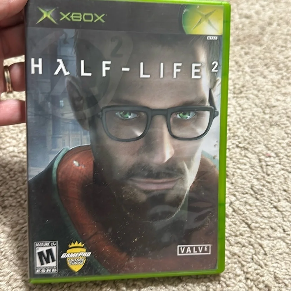 Half - Life 2 Video Game for XBOX